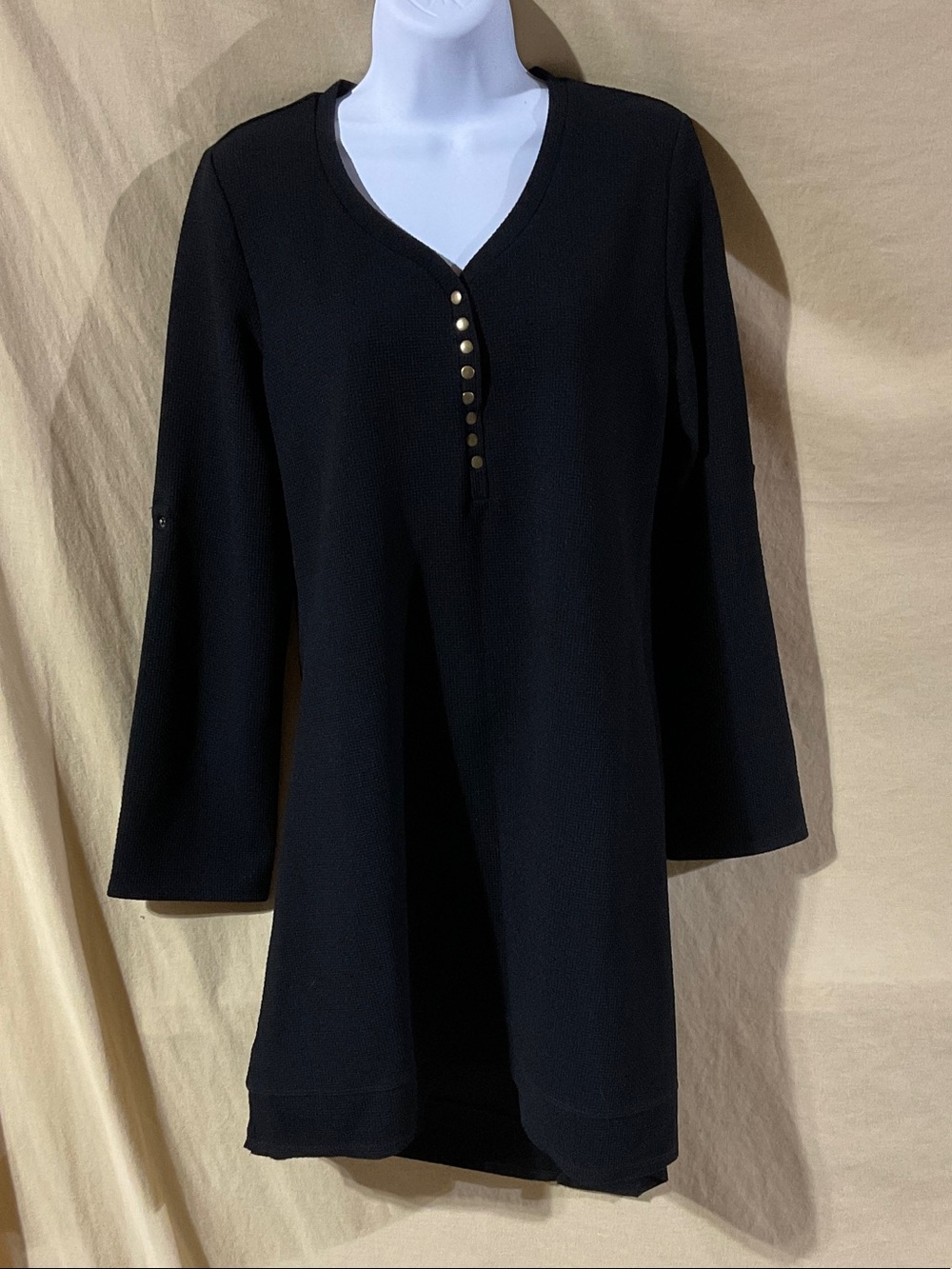 Simply Noelle Size S Black V-Neck Snap Dress with Gold-Tone Accents